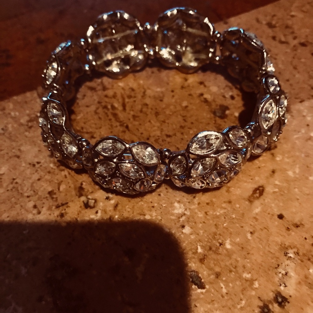 Stunning Bracelet - image 1